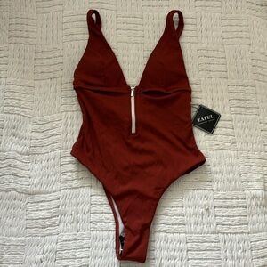 ZAFUL Ribbed Zip Plunge High Cut One-piece Swimsuit- Coffee- 6
